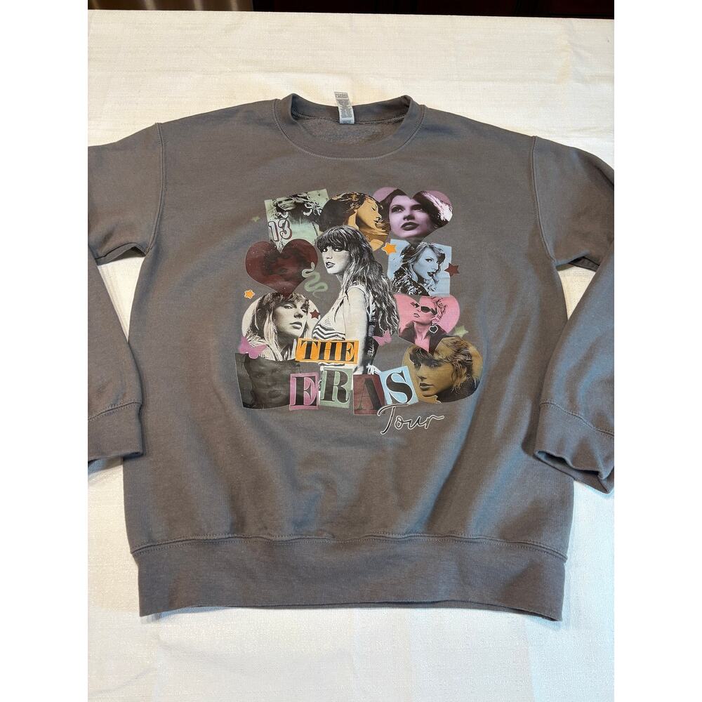 Taylor Swift Eras Tour Gray Crewneck Sweatshirt Size S Excellent Condition - Picture 3 of 9